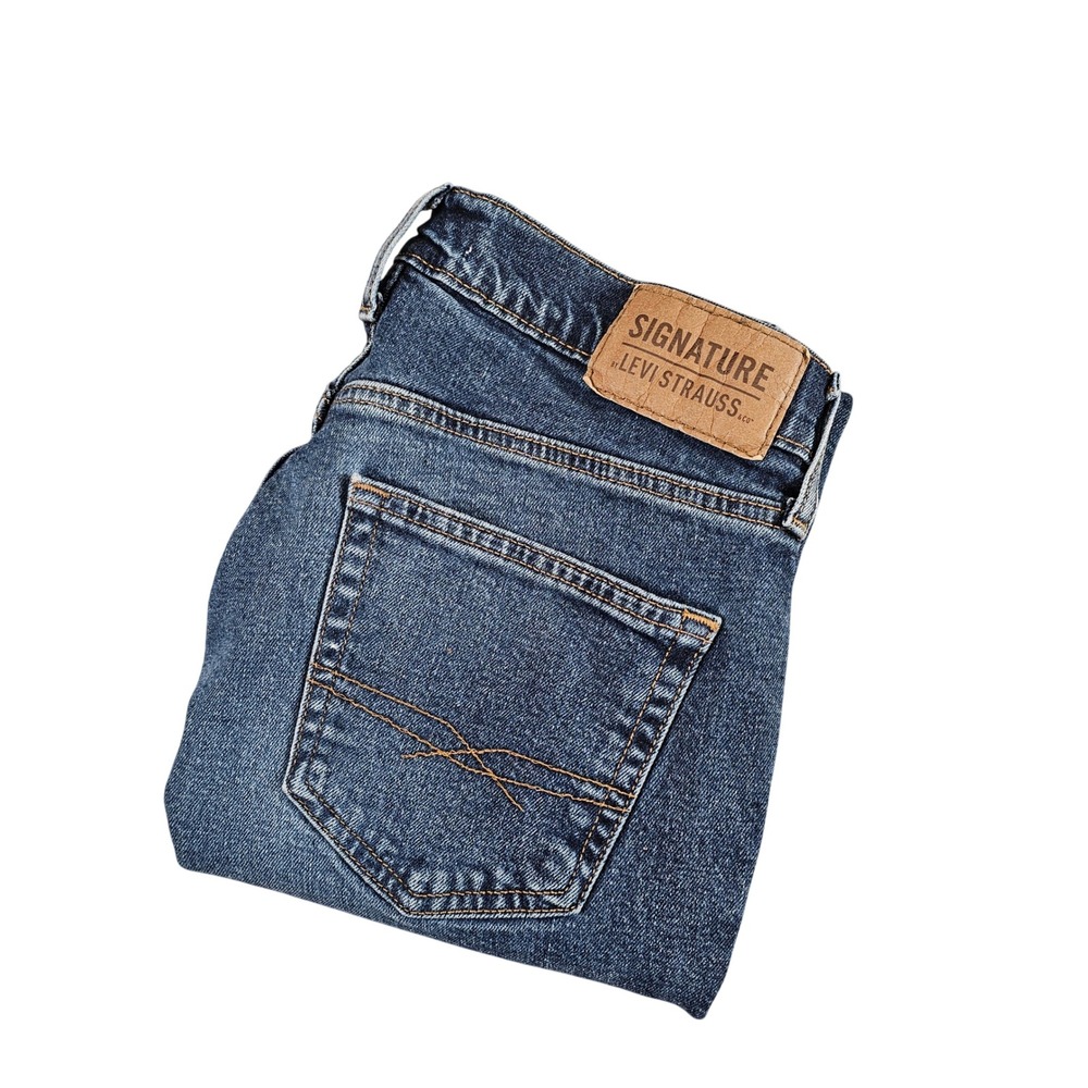 Levi Strauss Signature Athletic Jeans Medium Wash Womens‎ Size 29x30